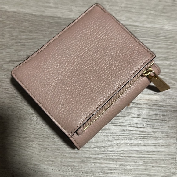 Michael kors short wallet - Picture 2 of 5